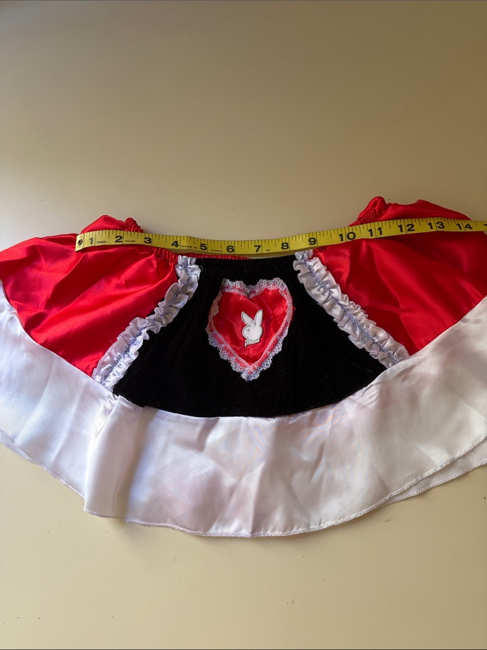 Vintage 2000s Playboy Queen of Hearts Halloween costume - Picture 6 of 7